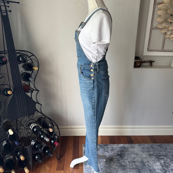 Universal Thread Overalls Women's Blue Jeans Long Jumpsuit Size 2R - Picture 2 of 9